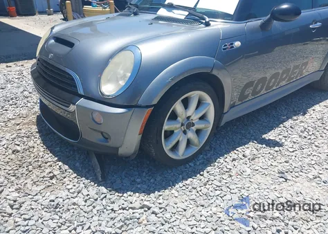 2004 Mini Cooper S из США, поврежденный, VIN WMWRE33444TD78125